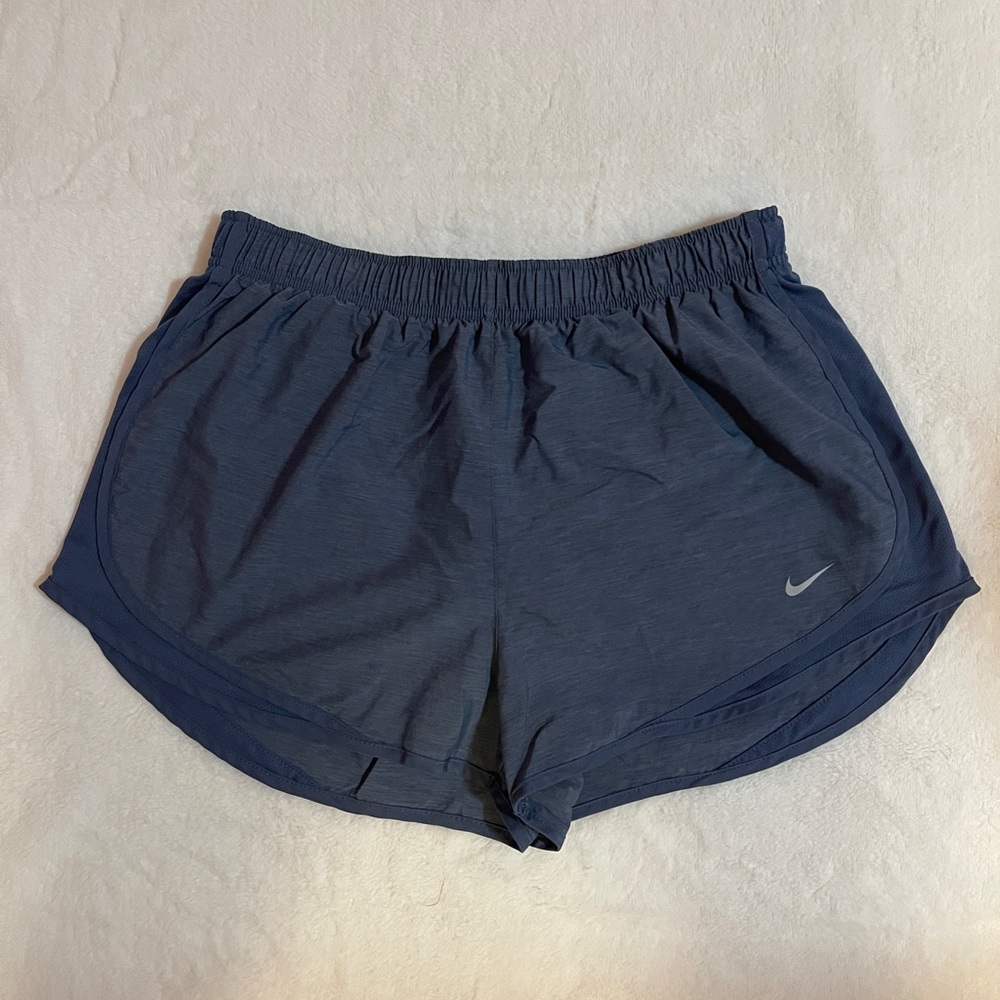 gray/blue nike shorts